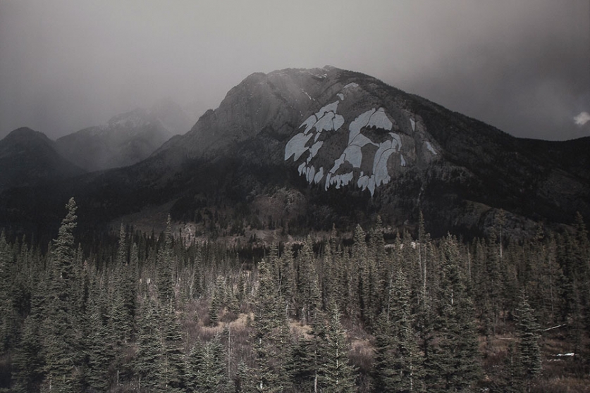 http://www.cust30.mirunadragan.com/files/gimgs/th-12_Dragan08_TheMountainsAreMirrors3-web.jpg